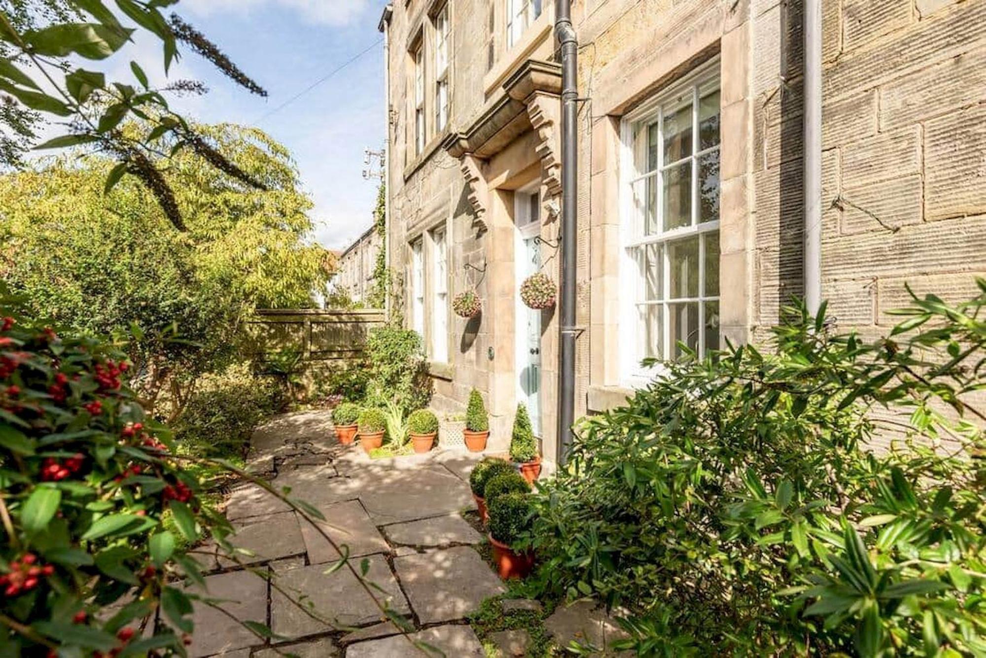 Skye Sands - Westview House เซนต์แอนดรูว์ ภายนอก รูปภาพ