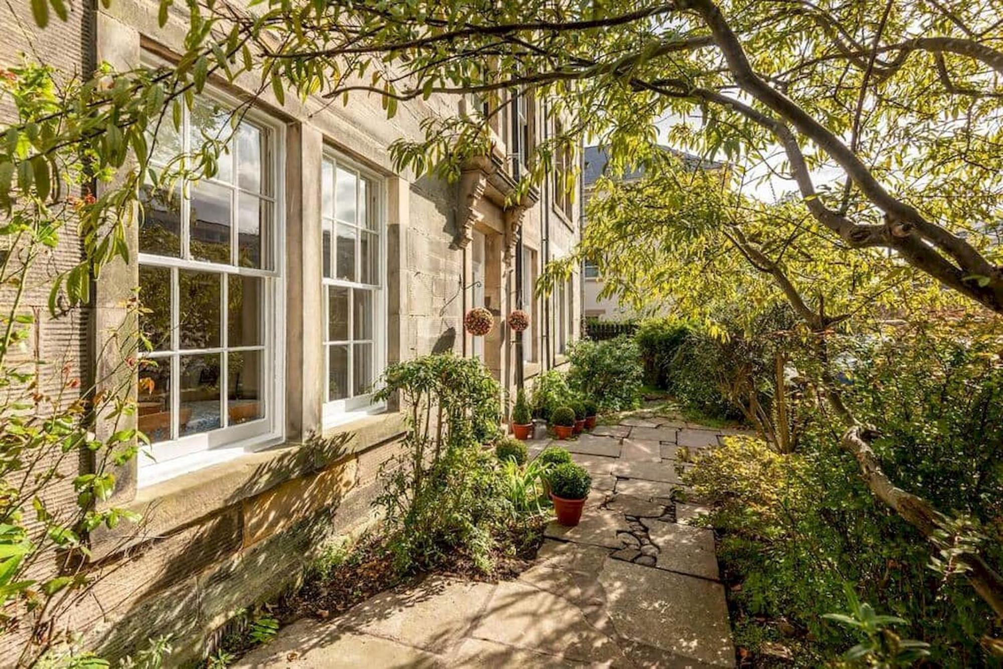 Skye Sands - Westview House เซนต์แอนดรูว์ ภายนอก รูปภาพ